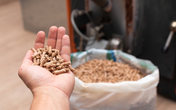 pelletheizungen wie nachhaltig ist das heizen mit pellets