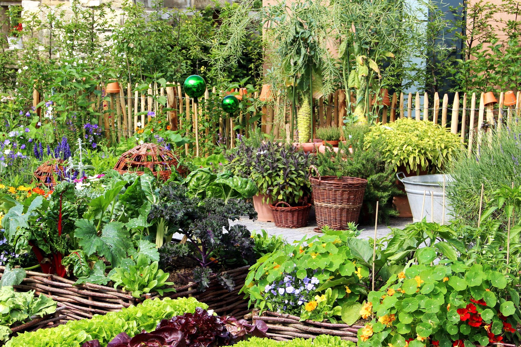 Permakultur Den Garten nachhaltig bewirtschaften