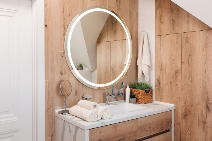 Badezimmer verschönern mit passendem Licht.