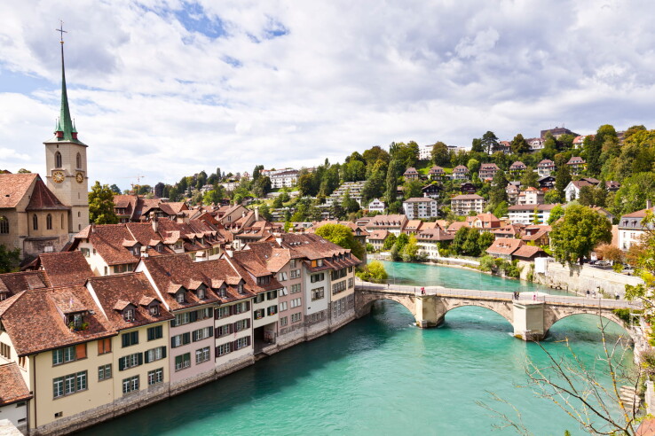 Vue de la ville de Berne, illustrant l'évolution des prix de l'immobilier en Suisse en 2026.