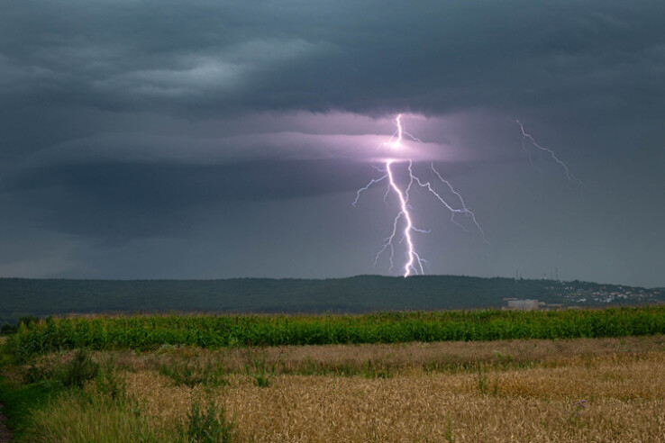 En adoptant les bons comportements, vous pouvez vous protéger contre l'orage